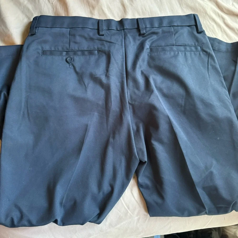 Amazon‎ Essentials Mens Blue Slim fit Pants 35x28 EUC!